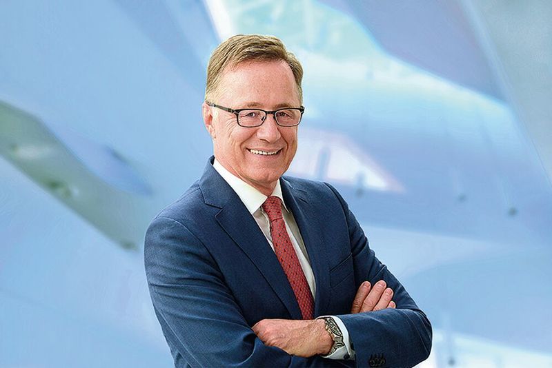 Prof. Dr. Wilhelm Bauer ist Technologiebeauftragter des Landes Baden-Württemberg, Mitglied der acatech – Deutsche Akademie der Technikwissenschaften, Institutsleiter Fraunhofer IAO und Mitglied im Präsidium der Fraunhofer-Gesellschaft.
 (Friedel Ammann - Basel/ Fraunhofer-IAO)