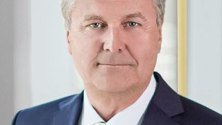 Um den internationalen Ersatzteilvertrieb auszubauen, arbeiten Jungheinrich und Fricke ab jetzt zusammen. Laut Jungheinrich-Vorstand Erlach profitieren ihre Kunden von diesem Joint Venture. (Volker_Strey, Jungheinrich)