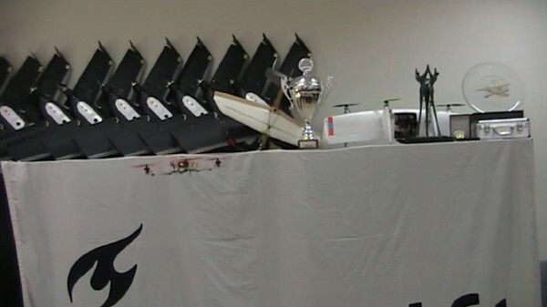 Lisa/S: Der kleinste Autopilot der Welt für Flugdrohnen ermöglicht extrem kompakte Mini-Drohnen, die länger in der Luft bleiben und Nutzlasten wie Kameras transportieren können (TU Delft)