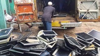 Weniger Elektronikschrott: Philips Monitore unterstützt gemeinsam mit CTL und TCO Development ein Pilotprojekt, um Monitorabfälle zu reduzieren. (Bild: Philips Monitore )