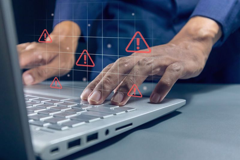 Ein umfassendes und automatisiertes Update-Management schützt Unternehmen vor wachsenden Cyberbedrohungen.(Bild:  Freepik)