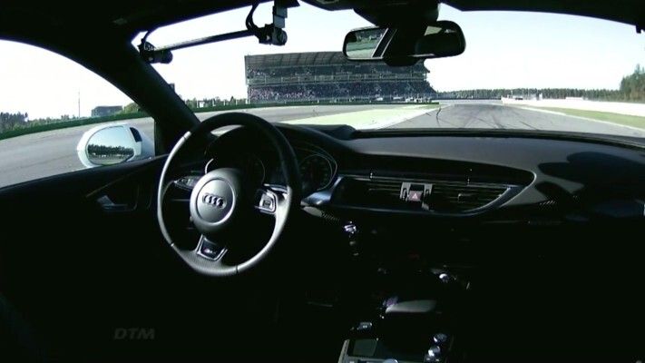 Der Audi RS 7 concept am Limit: fahrerlos rund um den Hockenheimring (Audi)