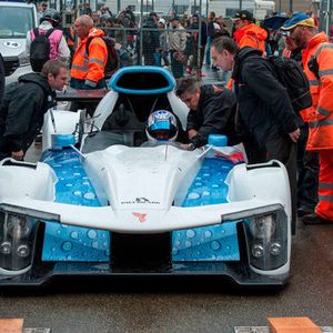 Der Green GT H2 ist der erste Sportprototyp, der auf die Brennstoffzelle als Energiequelle setzt. Weder werden ein Verbrennungsmotor noch eine Batterie als Energiespeicher verwendet.