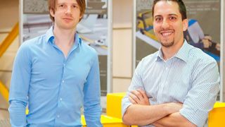 Erfinder der „Dock-and-go“-Lösung (v.l.): Dr. Andreas Wolfschluckner und Dr. Matthias Fritz. (PHS Logistiktechnik)