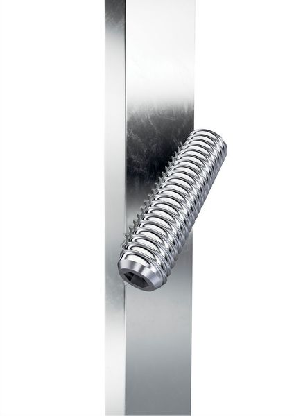 Die Madenschraube wird im 45°-Winkel in die Verschlusseinheit geschraubt und garantiert eine kraftschlüssige Verbindung.  (DIRAK GmbH)