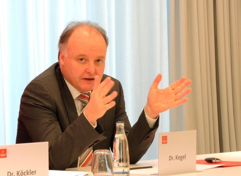 Dr. Gunther Kegel: „Die Aussteller, die sich als integraler Bestandteil für Vernetzung verstehen, können jetzt jedes Jahr kommen.“ (Stefanie Michel)