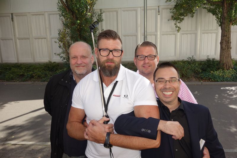 Der Fels in der Brandung ist Markus Lippke, Sitecom für Jürgen Urbantat,Thermaltake, Tobias Lippke, Belkin und Asbel da Ponte, api (Bild: IT-BUSINESS)