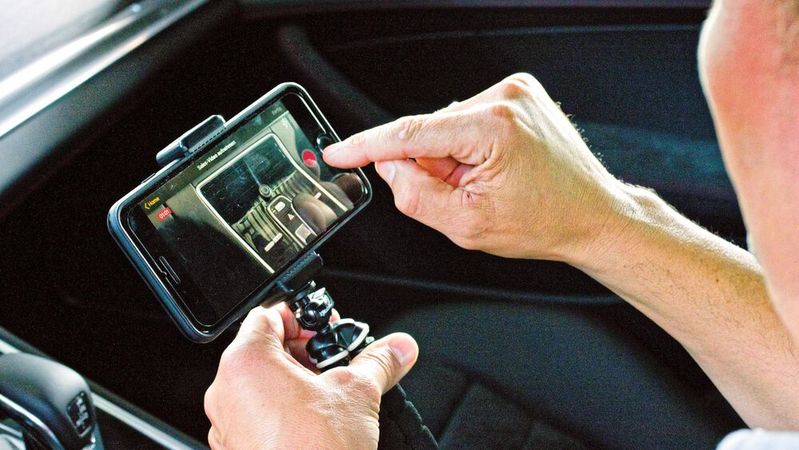 Zu den Angeboten von Citnow gehört der Versand personalisierter Fahrzeugvideos an Kunden.(Bild:  Andreas.W.B/CitNOW)