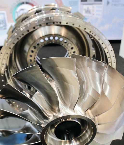 Auf der Hausausstellung in Pfronten zeigte DMG Mori neue Fertigungs­konzepte nicht nur in der Zerspanung, sondern auch im Additive Manufacturing.  (Anne Richter, SMM)