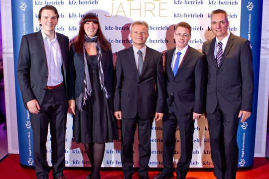 Alexander Bugge und Kathleen Bothe (Mein Auto), Werner Arpogaus (Texa Deutschland), Benedikt Seubert (Vogel Business Media), Wolfgang Michel (Vogel Business Media) (Archiv: Vogel Business Media)