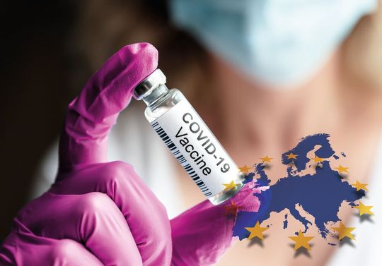 Abb. 1: Die wichigste Waffe im Kampf gegen das Coronavirus – in Europa und derWelt – ist eine wirksame Impfung. Abb. 1: Die wichigste Waffe im Kampf gegen das Coronavirus – in Europa und derWelt – ist eine wirksame Impfung.