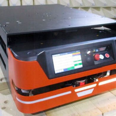 Die UL-3100-Zertifizierung des Transportroboters „SAFELOG L2 lift“ durch den TÜV Süd eröffnet dem Unternehmen neue Marktpotenziale in den USA und in Kanada. (Bild: Safelog)