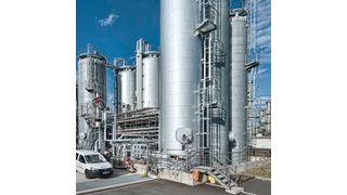 Das Gendorfer „Chemieparkkonzept“: Im Unterschied zu gewöhnlichen Industrieparks ist im Chemiepark Gendorf die gesamte Infrastruktur auf Chemieunternehmen ausgerichtet. (Infraserv/Thomas L. Fischer)