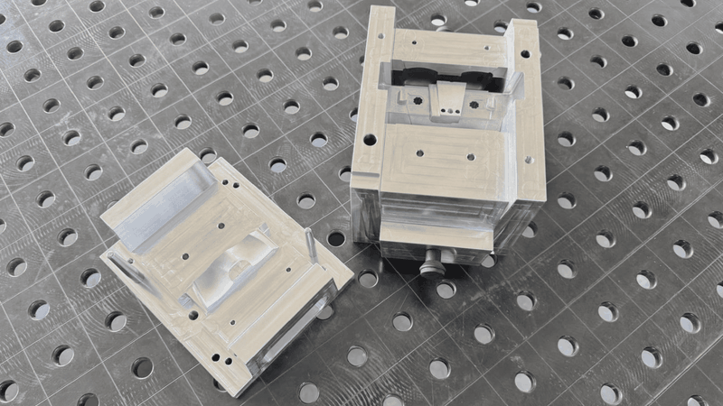 Unternehmen, die ihre Prototypenphase konsequent nutzen, verkürzen ihre Entwicklungszyklen, validieren Bauteile bereits vor dem Werkzeugbau, reduzieren Kosten in der Serienanlaufphase und treffen fundierte technische Entscheidungen auf Basis belastbarer Daten. (Bild:  Gördes Modell- und Formenbau)