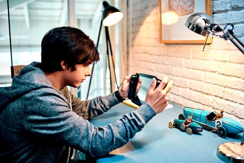 Die kritische Auseinandersetzung mit Computerspielen gehört in den Unterricht. Lehrer können aber auch einen Gamification-Ansatz und Computerspiele selbst im Unterricht nutzen – besonders um die Lernmotivation ihrer Schüler zu steigern. (Microsoft)