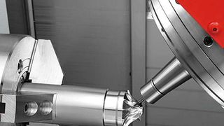 Für die Komplettbearbeitung komplexer Drehteile oder Frästeile stellt Mori Seiki auf der EMO 2009 in Mailand die neue Dreh-Fräsmaschine NT 1000 vor. (Archiv: Vogel Business Media)