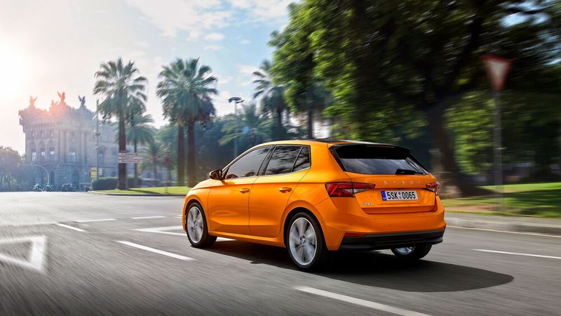 Lenkung und Fahrwerk geben keinen Anlass zur Kritik. Qualität und Fahrkomfort stimmen genauso wie Raumangebot, Konnektivität und Sicherheit. (Skoda)