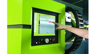 Safan setzt auf eine via Touchscreen zu bedienende Steuerung, die es „jeder Bedienungskraft“ ermöglichen soll, die Anlage durch die Produktionspläne zu steuern. (Archiv: Vogel Business Media)