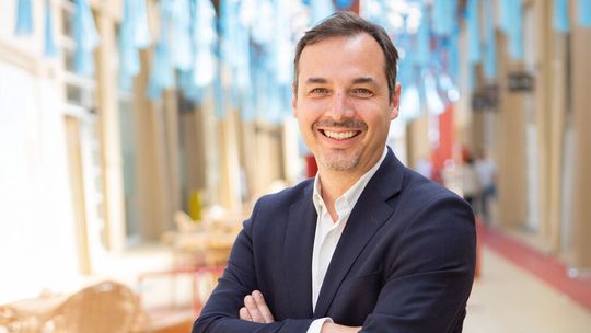 António Conde ist künftig als CEO für den Geschäftsbereich Paketlogistik verantwortlich.(Bild:  Körber Supply Chain)