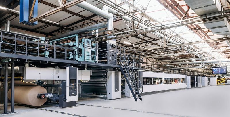 Die gigantischen Wellpappenanlagen von BHS Corrugated können bis zu 200 Meter lang sein.  (Bild: BHS Corrugated)