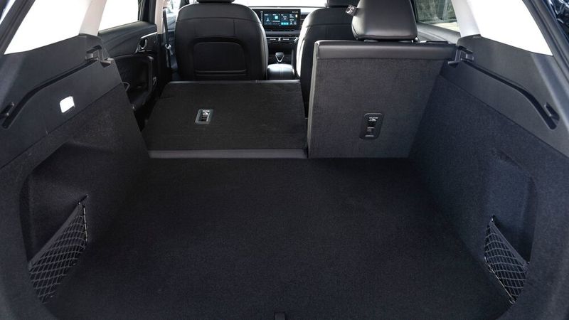 Das Kofferraumvolumen variiert beim reinen Verbrenner zwischen 507 und 1.484 Litern. (Bild: MG Motor)