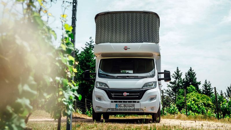 Der Bürstner Lyseo TD Gallery ist das erste Reisemobil mit einem aufblasbaren Alkoven.(Bild:  Bürstner)