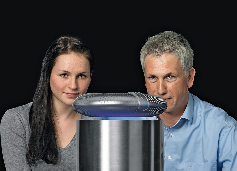 Mit Supraleitern ist eine berührungslose Lagerung und Bewegung von Objekten ohne Regelungstechnik und ohne Reibungsverluste möglich – ein denkbares Transportsystem für die Fabrik der Zukunft. (Bild: Festo)