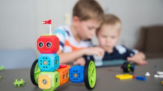 Die Roboter-Module bietet Hunderte von möglichen Kombinationen in Form und Funktionen und ... (Robo Wunderkind)