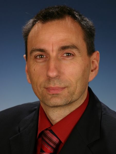 René Kwol, Leiter Vertrieb für MES-Produkte und -Lösungen in Central Europe, Siemens Industry Automation: „Ein MES verkürzt die Zeiten zur Zusammenstellung der Herstellunterlagen drastisch.“ (Archiv: Vogel Business Media)