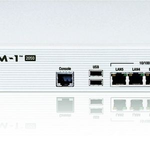Die UTM-1 2050 R65 von Check Point bietet umfassende Firewall- und IDS-Funktionen.