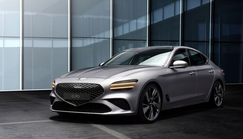 Der Genesis G70 trägt künftig das Gesicht des im Frühjahr vorgestellten G80. (Bild: Genesis)