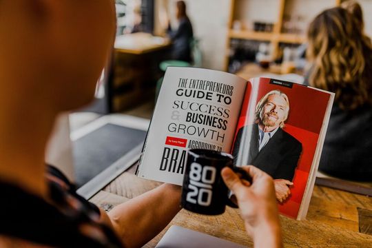 Unternehmen müssen sich rechtzeitig digital neu aufstellen. Unternehmen müssen sich rechtzeitig digital neu aufstellen.