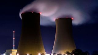 Fünf Gründe, warum KRITIS-Betreiber von der Einführung eines Informationssicherheitsmanagement-Systems (ISMS) nach der ISO 27001-Norm profitieren können. (tookapic - Pixabay.com)