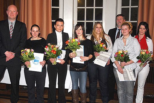Frauen-Power bei der Innung Hamburg. (Archiv: Vogel Business Media)