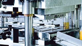 Doppelständerpressen mit Kapazitäten bis zu 200 Tonnen und C-Ständer-Pressen mit Kapazitäten von 80 bis 150 Tonnen stehen bei Schänis im Einsatz. (Bild: Schänis)