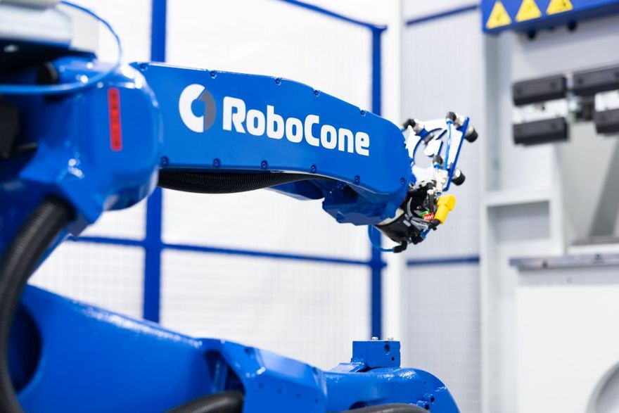 RoboCone Abkantpresse C9 mit Roboter_6.jpg (CoastOne Oy)