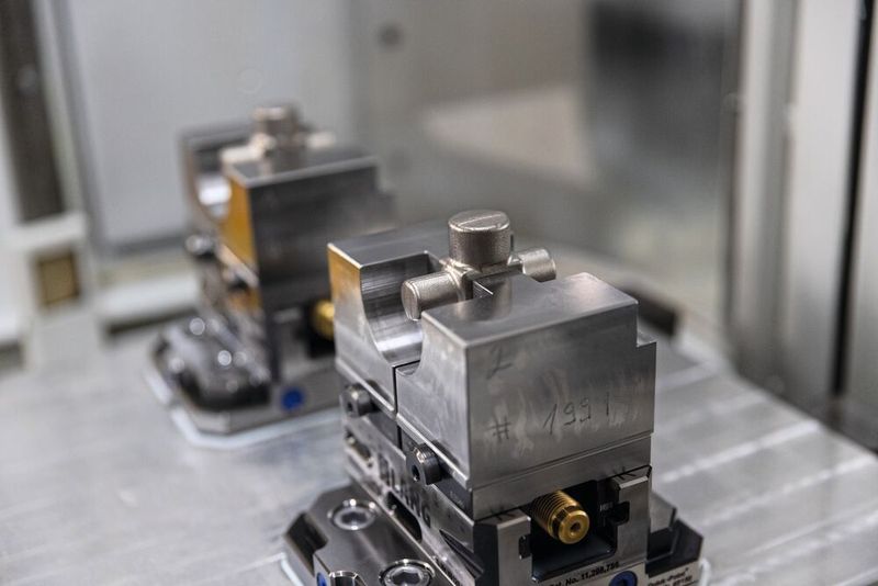 Der Anteil an schwer zerspanbaren Bauteilen hat bei der Leuka GmbH in den vergangenen Jahren enorm zugenommen. (Bild:  Ceratizit)