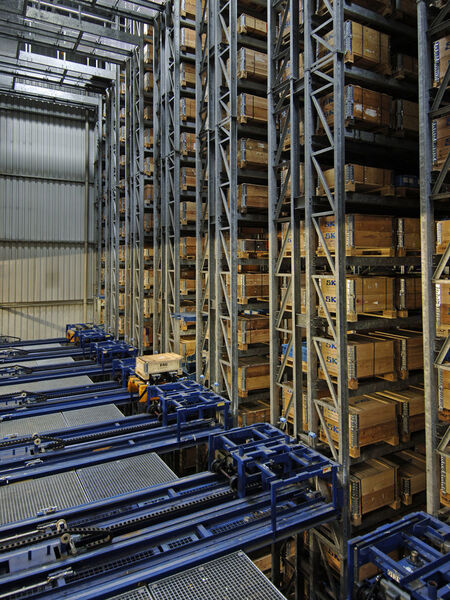 Nach den Investitionen in die Modernisierung der Schweinfurter Zylinderrollen- und Großlagerfertigung bringt SKF nun auch die dortige Logistik auf den jüngsten Stand der Technik. (SKF)