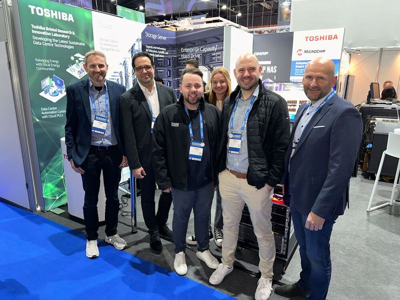 ...und auf seinen Distributor Littlebit freut er sich natürlich auch. (Bild: Vogel IT-Medien GmbH)