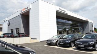Das Gebrauchtwagenzentrum von Pillenstein in Fürth. (Bild: Achter)
