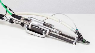 Viele der Komponenten des Leichtbau-SFM bestehen aus additiv gefertigten Teilen, um so das Gewicht des Moduls zu verringern.  (Deprag)