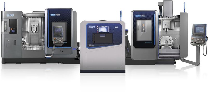 Die DNX 2100SB, DLX 150 und DVF 5000 2nd Gen decken DN Solutions breites Spektrum von der Dreh-Fräsbearbeitung über additive Fertigung bis zur 5-Achs-Zerspanung ab. (Bild: DN Solutions)