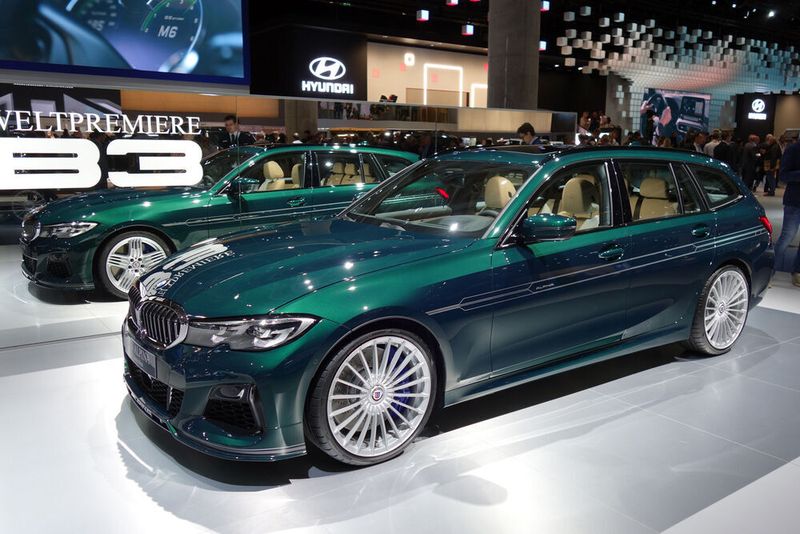 Bei Alpina gibt es unterdessen die geschärfte Variante zu sehen. Der B3 Touring leistet 331 kW/450 PS und ist über 300 km/h schnell. (Wehner/»kfz-betrieb«)