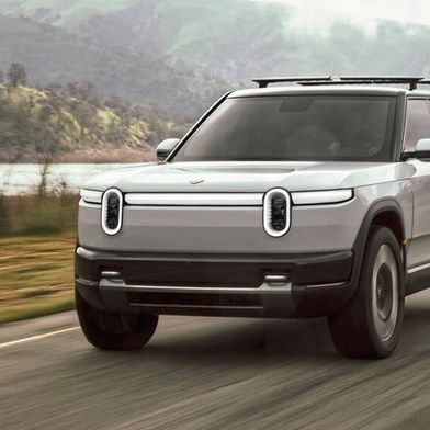 Rivian schickt das Elektroauto R2 in den USA ins Rennen. In Europa soll das Modell ebenfalls starten. (Bild: Rivian/Eric Anderson)
