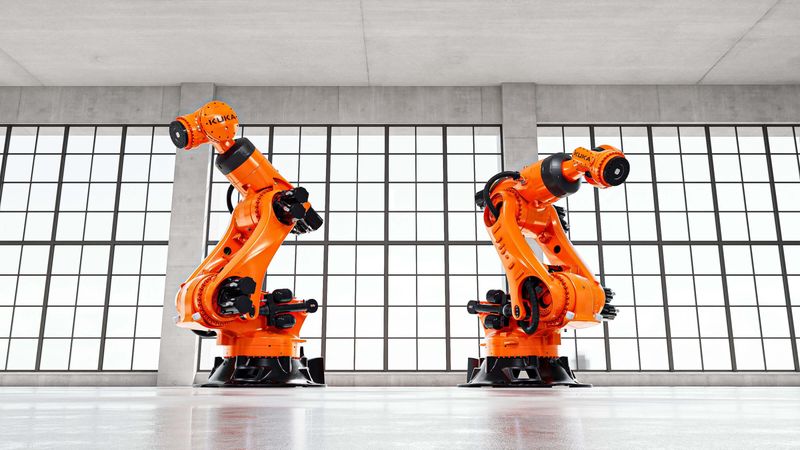 Durch seine große Reichweite und Dynamik setzt der KR TITAN ultra neue Maßstäbe in der Schwerlast-Automation.(Bild:  Kuka)
