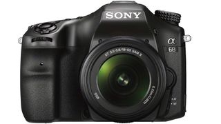 Der Phasenautofokus der neuen Kamera besitzt 79 Autofokus-Messfelder, von denen 15 als Kreuzsensoren ausgerichtet sind. (Bild: Sony)