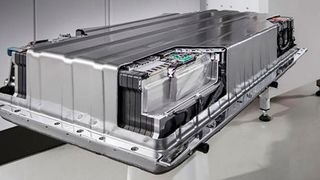 Im Forschungsprojekt „Automotive Battery Recycling 2020“, AutoBatRec2020, wollen die Projektpartner einen Recycling-Kreislauf für Traktionsbatterien erarbeiten. (Daimler)