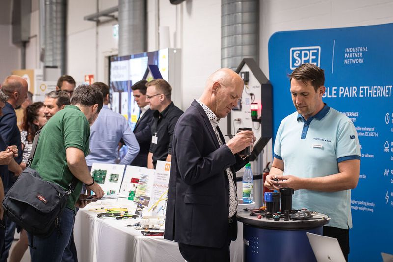 Steckverbinderkongress 2023 Tag 2: Kongress mit Trendthemen von PCF über DC-Steckverbinder, Hybridsteckverbinder, Qualifizierung, Single Pair Ethernet, Hands-on Workshops bis zu 3D-Druck und Konfektionierung. (Bild: Stefan Bausewein)