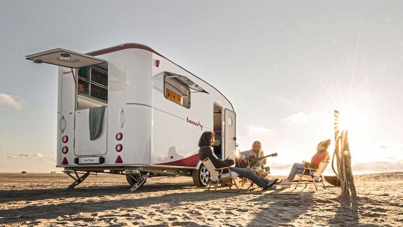 Das Interesse am mobilen Urlaub ist weiterhin hoch, der Bestand an Reisemobilen hat in Deutschland die Millionengrenze überschritten.(Bild:  Hobby)