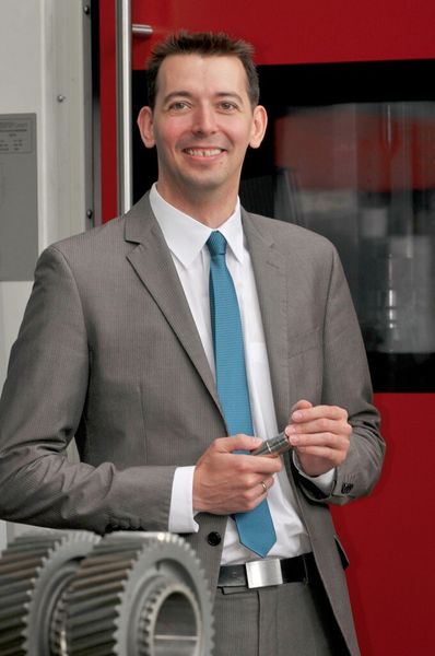 Der Bremer Produktionstechniker Dr.-Ing. Daniel Meyer ist diesjähriger Preisträger der renommierten CIRP F. W. Taylor Medal. (Bild: Universität Bremen/Ulrich Reiß)